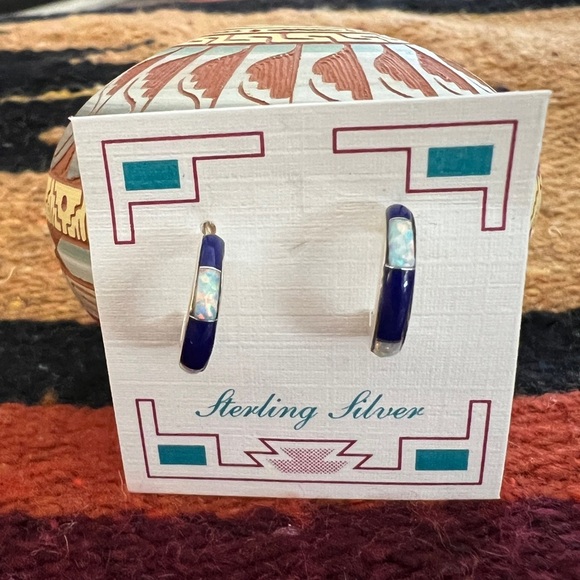 ❤️ 925 Inlaid Lapis Lazuli & Lab Opal Half Hoop Earrings Signed Navajo NM - Picture 1 of 10